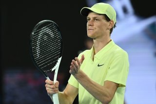 Jannik Sinner poursuit sa route à Melbourne KEYSTONE/EPA/JOEL CARRETT